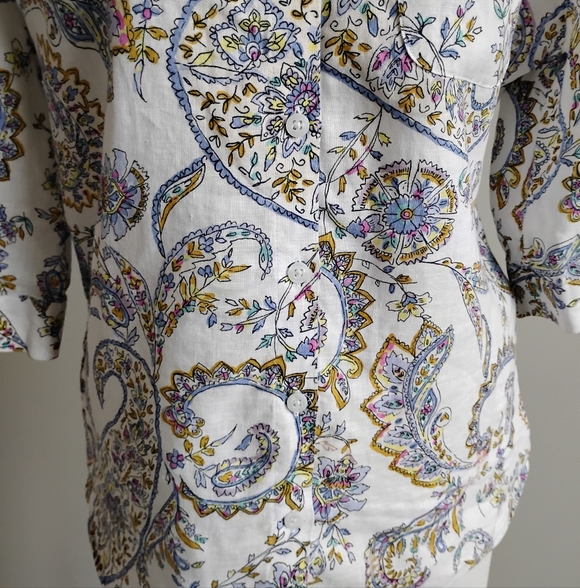 Chico's Linen Button Up Shirt Pastel Paisley White Coastal Classic Size Medium - Picture 3 of 14